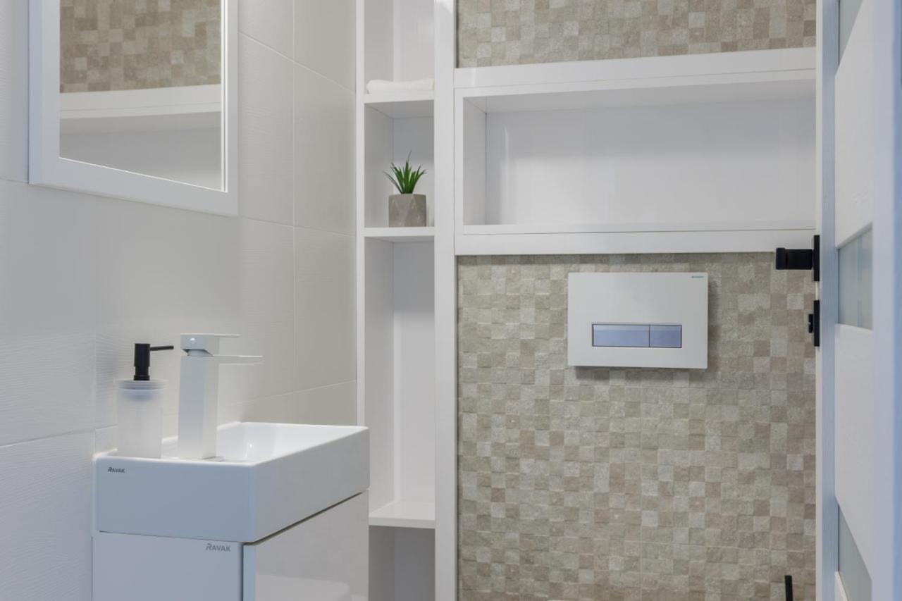 Noir Hotel - Penthouse Apartman Сегед Экстерьер фото