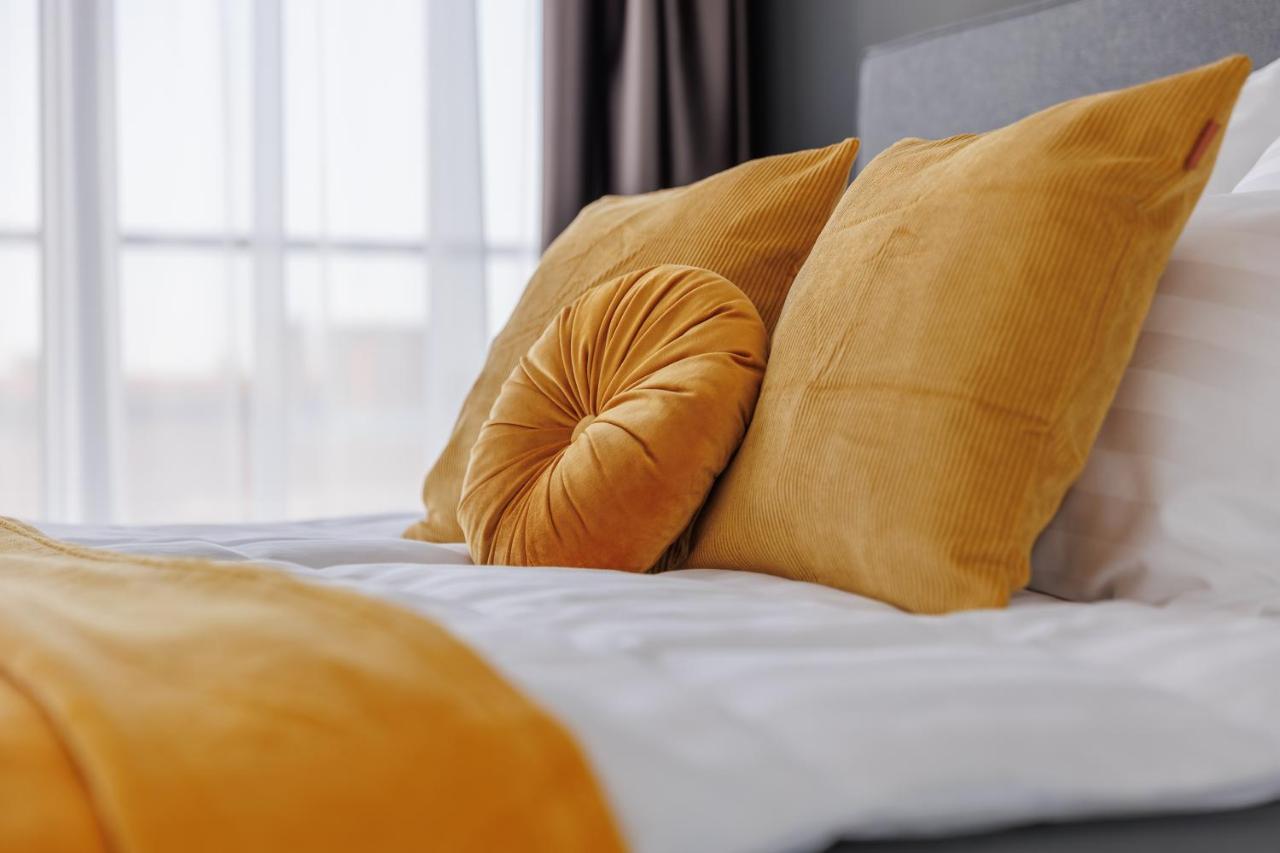 Noir Hotel - Penthouse Apartman Сегед Экстерьер фото