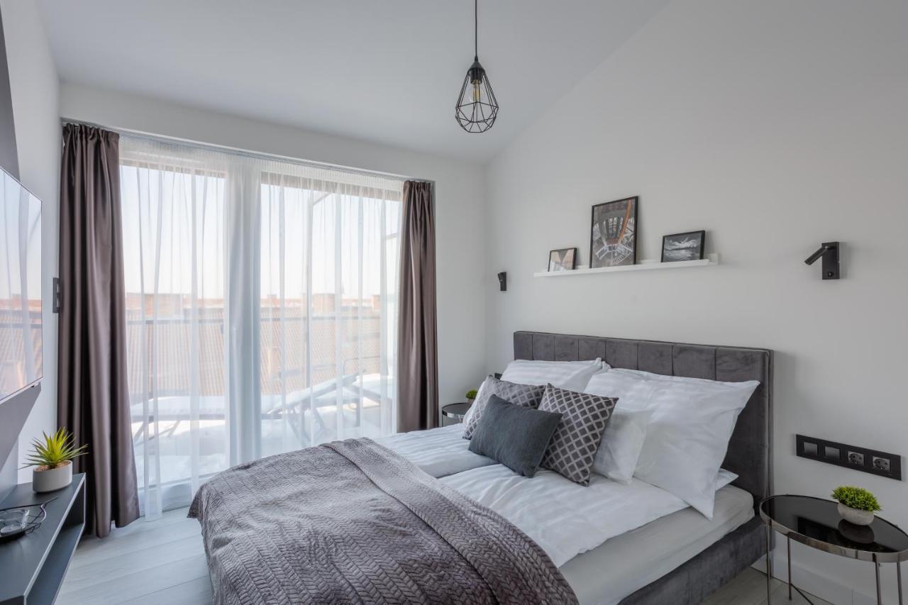 Noir Hotel - Penthouse Apartman Сегед Экстерьер фото
