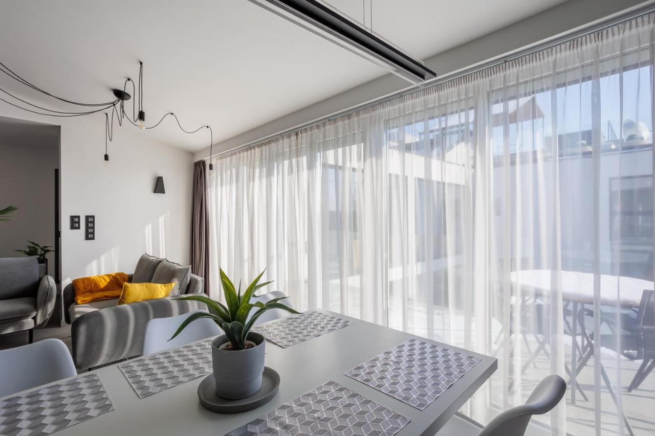 Noir Hotel - Penthouse Apartman Сегед Экстерьер фото