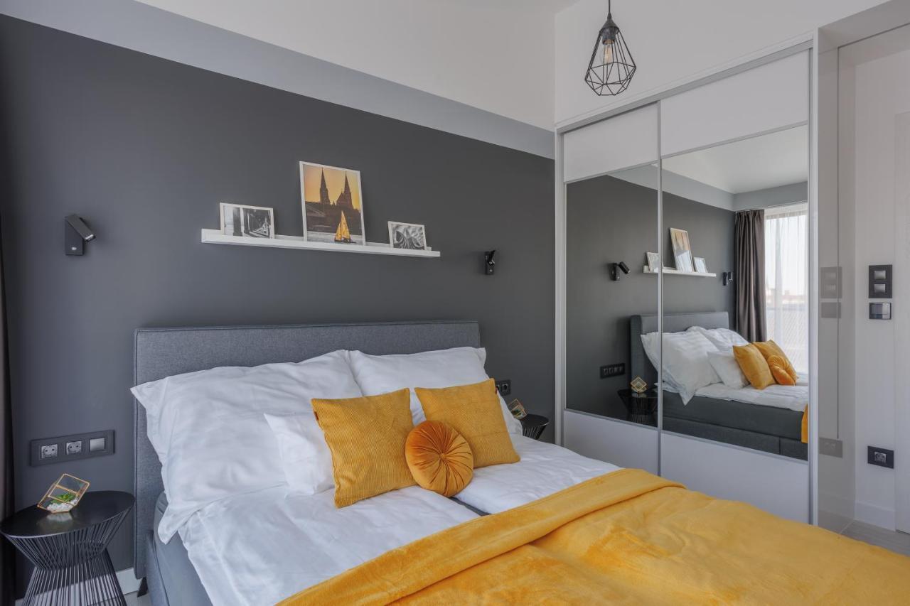 Noir Hotel - Penthouse Apartman Сегед Экстерьер фото